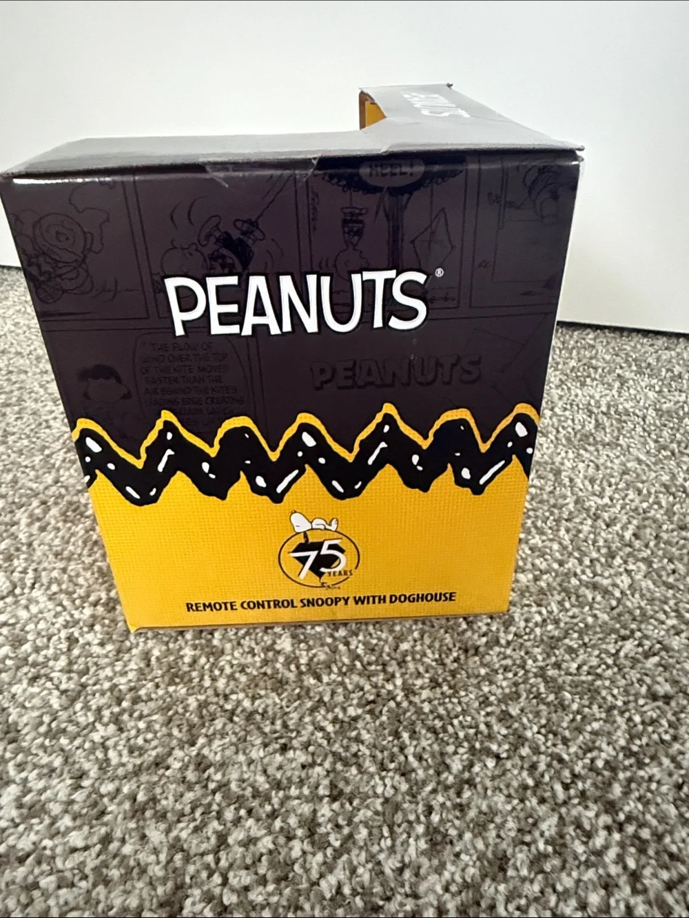 Peanuts Snoopy Figure with Red Doghouse and Yellow Satelite Dish